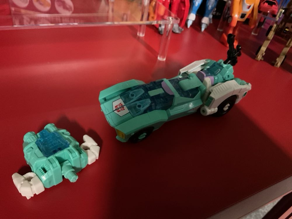 Transformers Power Of The Primes Moonracer - Hasbro (Power Of The Primes) action figure collectible - Main Image 2