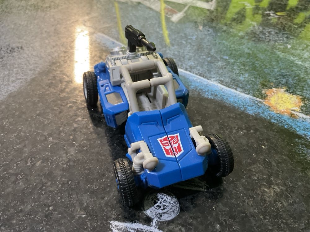 Transformers Power Of The Primes Beachcomber - Hasbro (Power Of The Primes) action figure collectible - Main Image 2