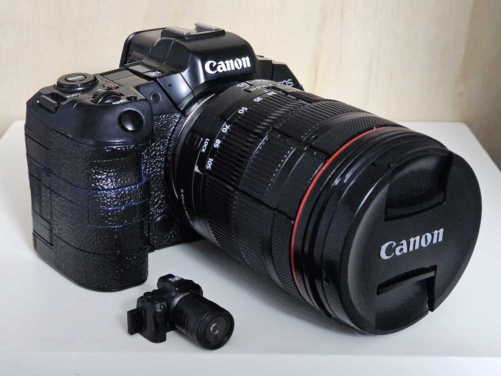 Canon R5 Optimus Prime  action figure collectible [Barcode 4904810180906] - Main Image 2