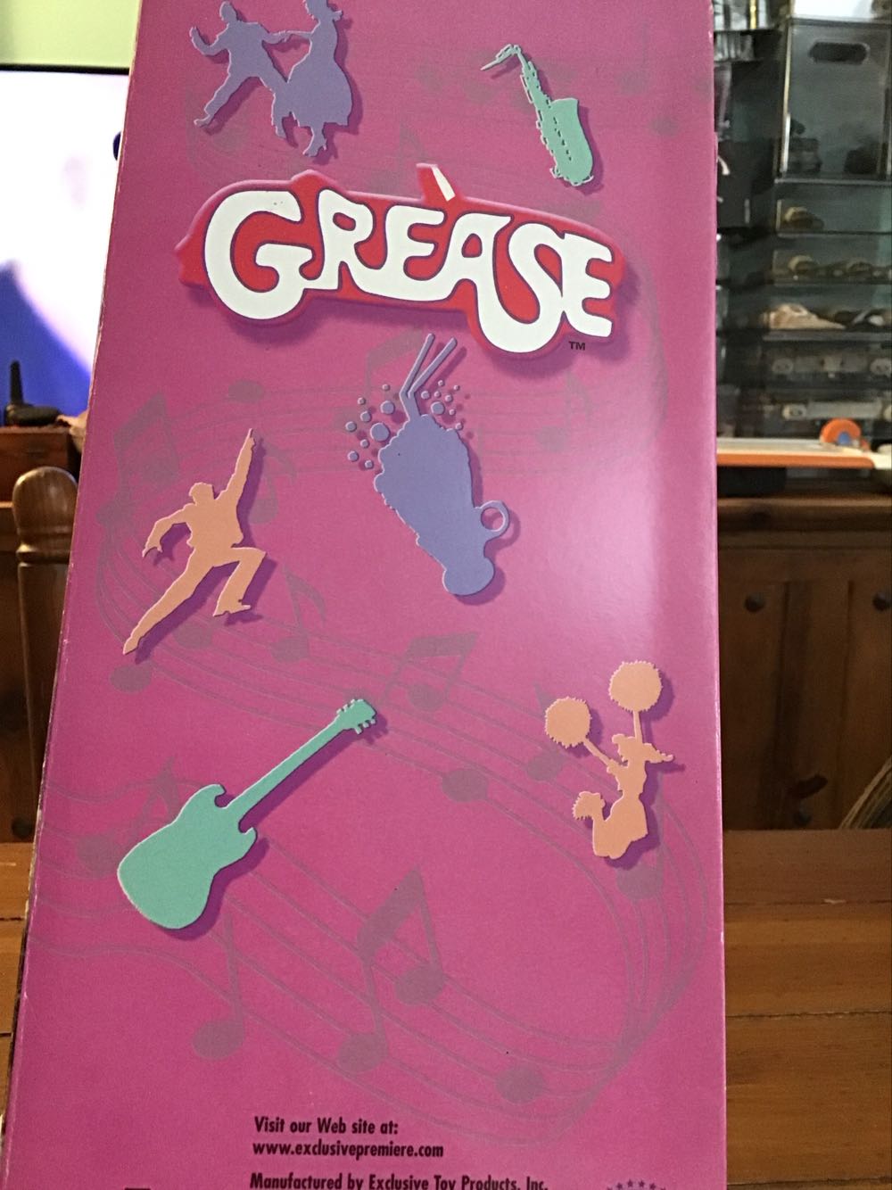 Grease 9” Frenchy - Premiere Limited Edition (Movies- Grease) action figure collectible [Barcode 611385140535] - Main Image 2