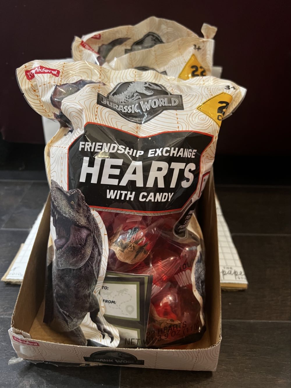 JW Friendship Exchange Candy Hearts - Frankford (Jurassic World) action figure collectible - Main Image 3