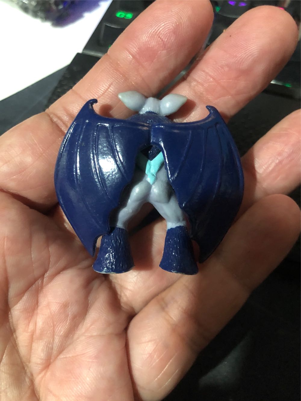 Oscura Sanguijuela - Gormiti (Celeste) action figure collectible - Main Image 2