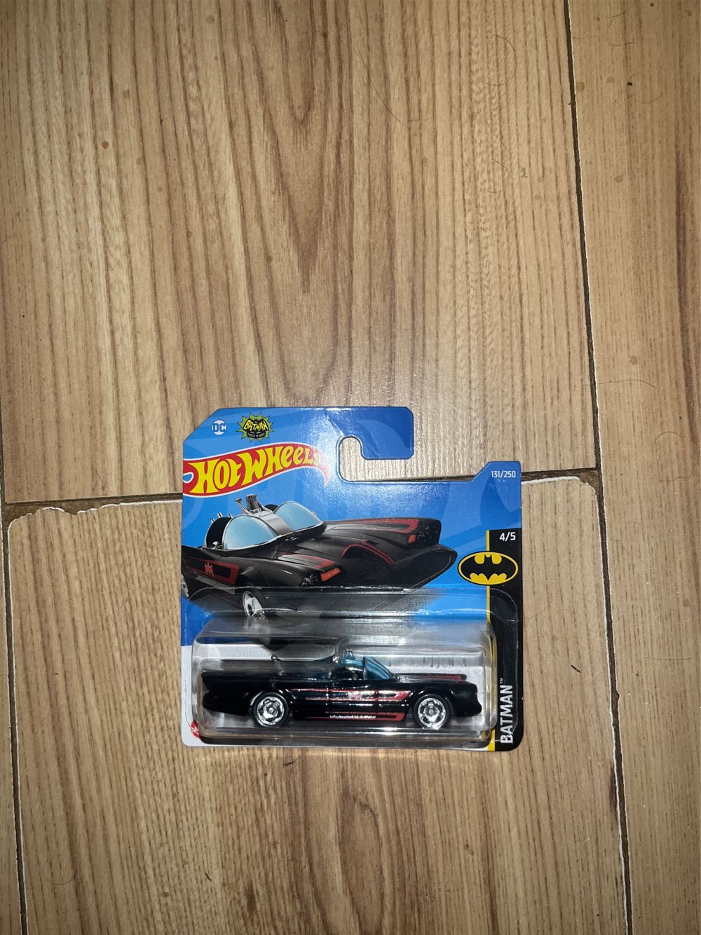 Hot Wheels  (Batman) action figure collectible [Barcode 074299057854] - Main Image 1