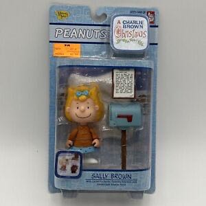 Christmas Sally Brown Christmas Letter Peanuts Charlie Brown Figurine Letter To Santa Mailbox Mantis & Opening New Marron Playing  action figure collectible [Barcode 090733077127] - Main Image 1