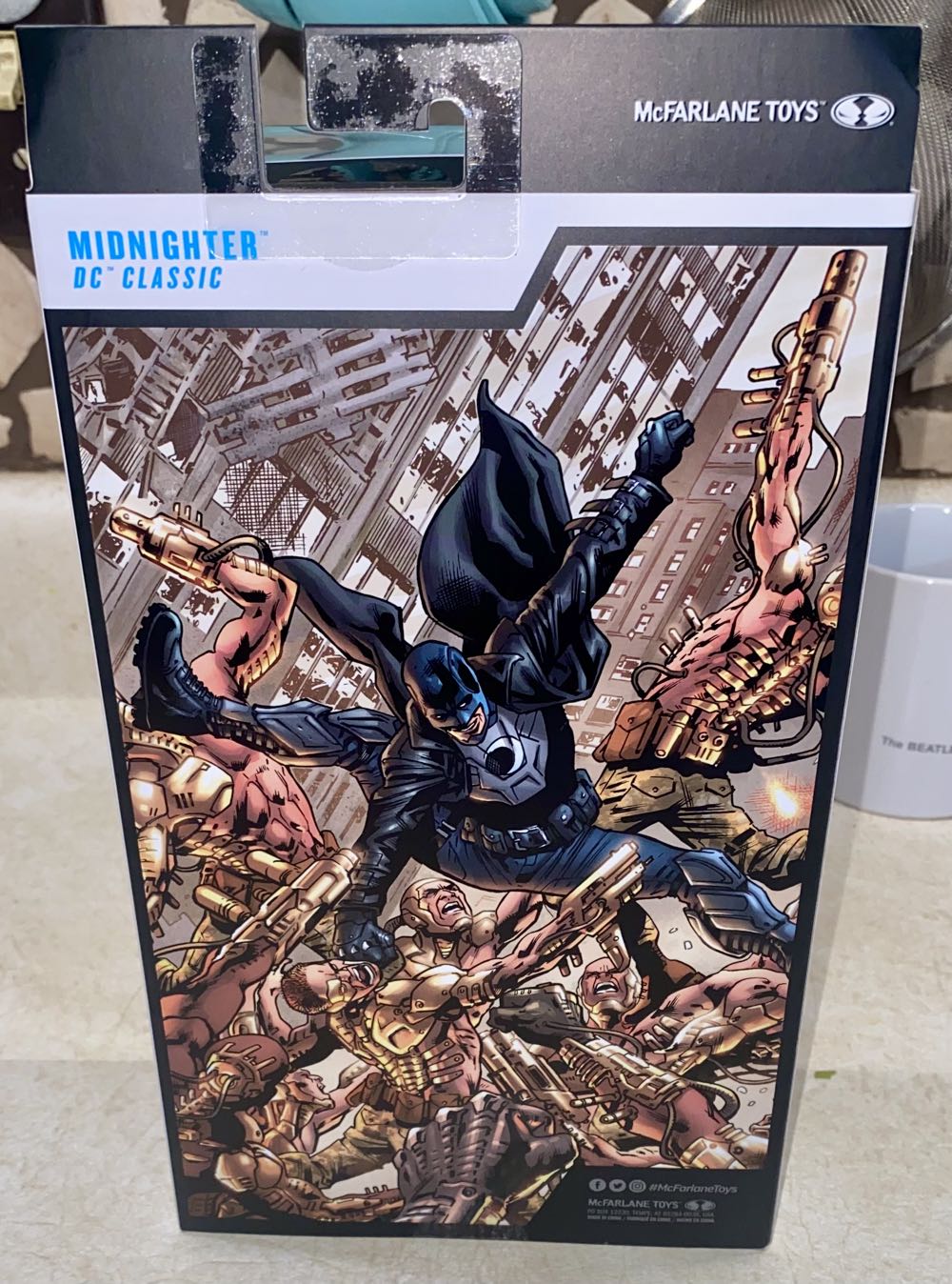 Midnighter - McFarlane Toys (DC Multiverse) (DC Classic) action figure collectible [Barcode 787926171266] - Main Image 2