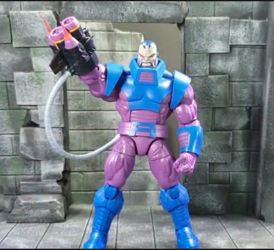 Apocalypse - Hasbro (Marvel Legends X-Men Retro Series) action figure collectible - Main Image 3