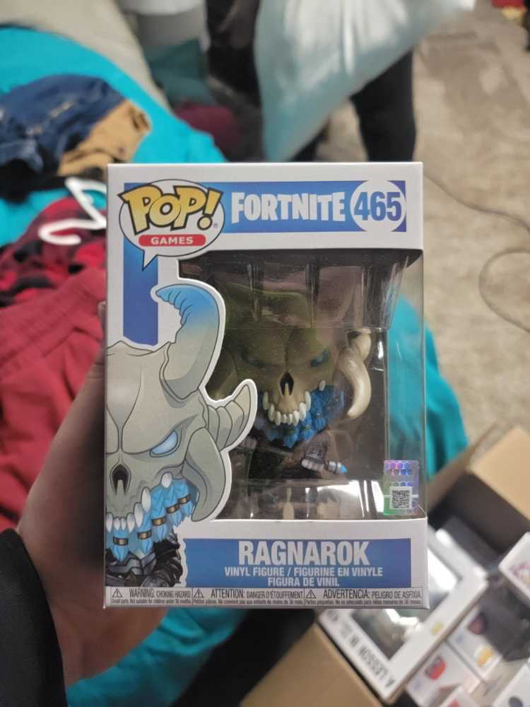 GhostBusters: 3 Dr Egon Spengler Premium Motion Statue