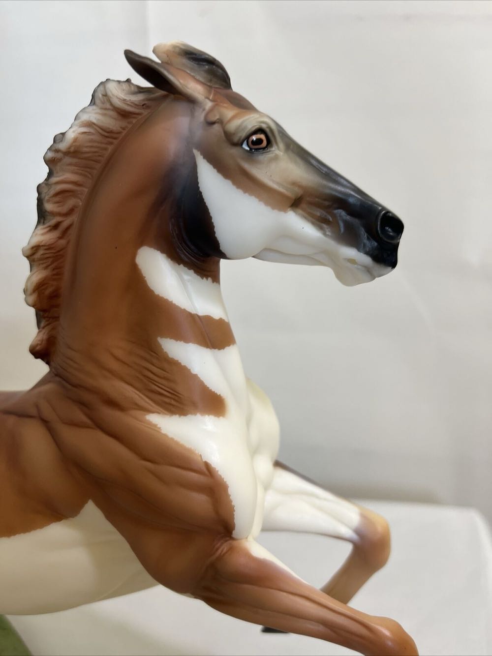 Yellowstone - Breyer (Gaming Stock Horse) action figure collectible - Main Image 3