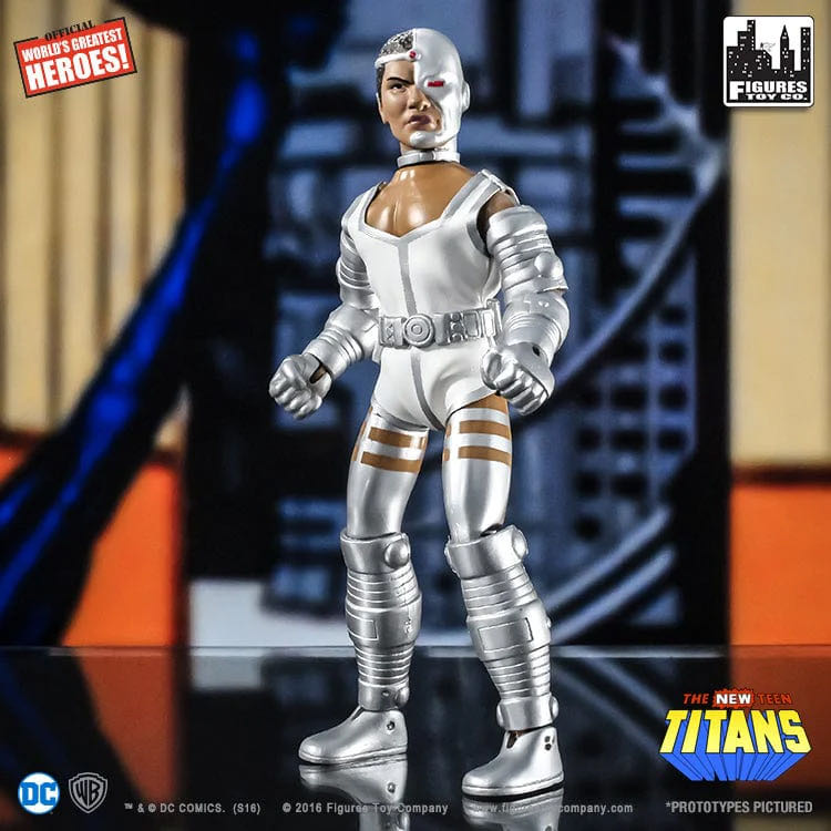 Cyborg - Figures Toy Company (The New Teen Titans) action figure collectible [Barcode 744881536172] - Main Image 3