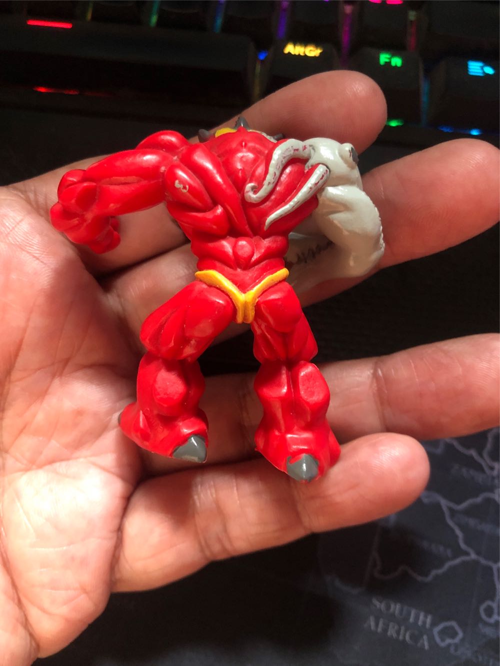 Lavion - El Señor Del Terror - Gormiti (Rojo) action figure collectible - Main Image 2