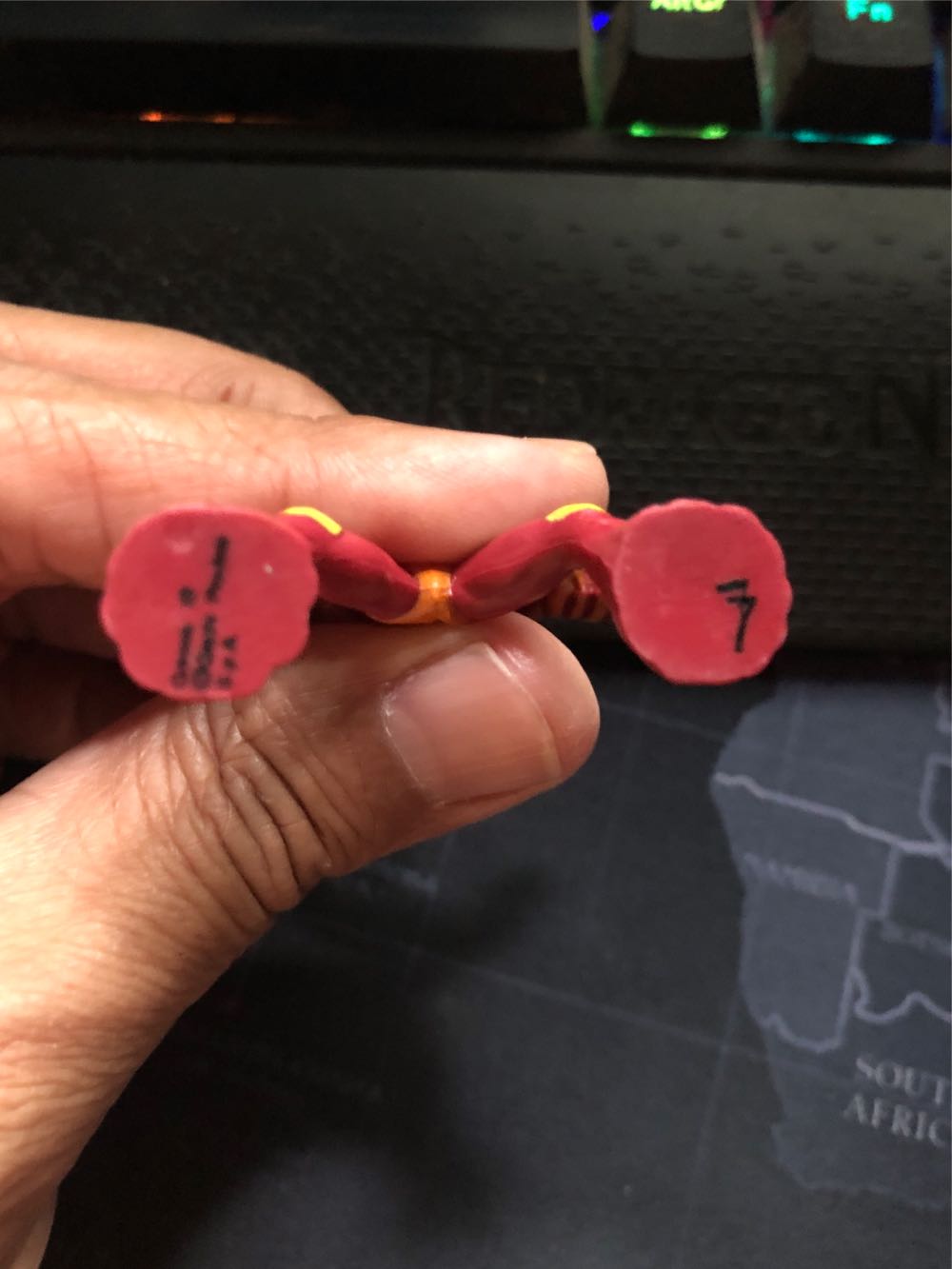 Pesadilla De Fuego - Gormiti (Rojo) action figure collectible - Main Image 3