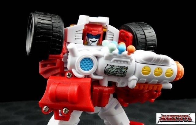 Lilo &Stitch: seated Stitch #1045