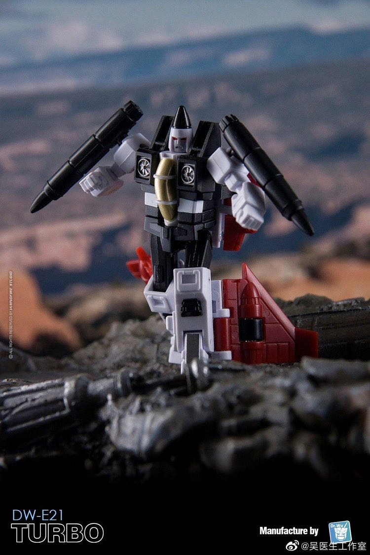 Kidrobot Star Trek Captain Kirk 8 Inch Phunny Plush