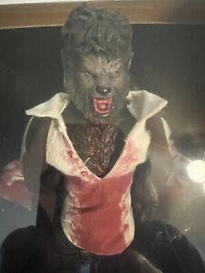 The Wolfman - Mezco Toys (Universal Monsters) action figure collectible [Barcode 696198300000] - Main Image 1