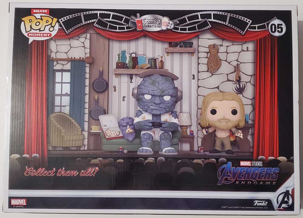 05 Thor’s House (Size) - Marvel: Avengers Endgame - Funko (Funko Pop! Deluxe Moment) action figure collectible [Barcode 889698709149] - Main Image 4