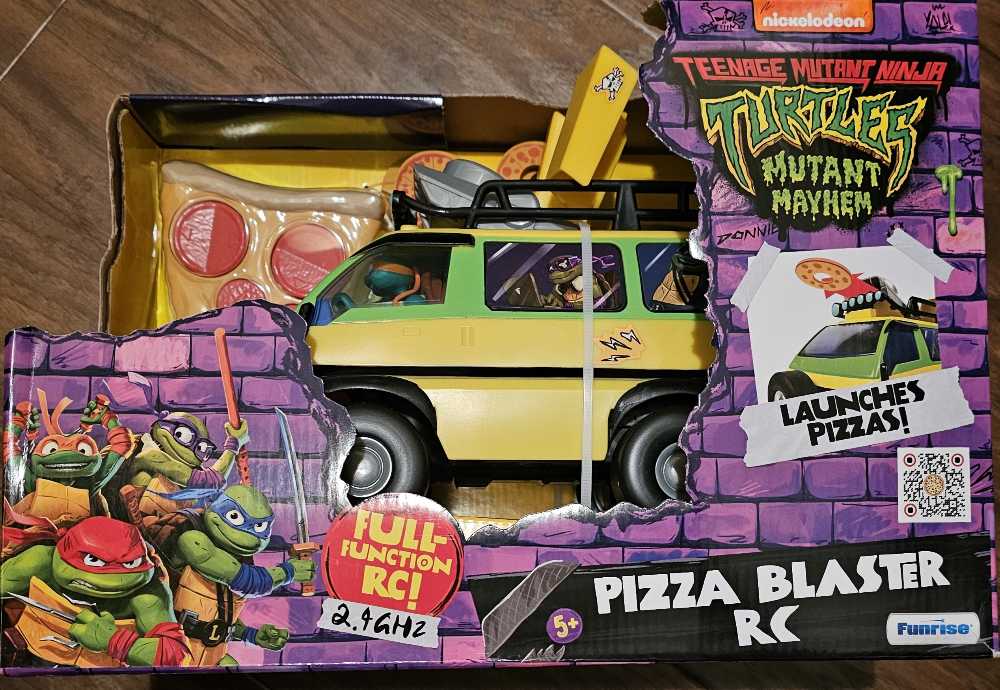 Teenage Mutant Ninja Turtles Mutant Mayhem Pizza Blaster RC - Funrise (Teenage Mutant Ninja Turtles Mutant Mayhem) action figure collectible [Barcode 021664710388] - Main Image 2