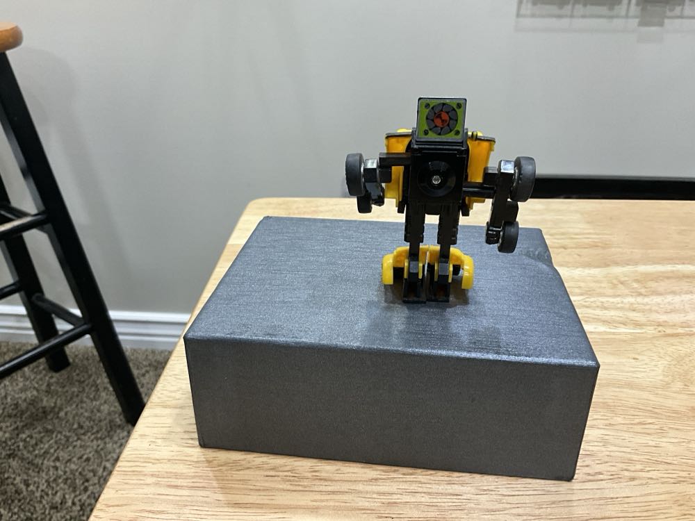 Minibots - BumbleBee - Takara (VW Bug) action figure collectible - Main Image 2