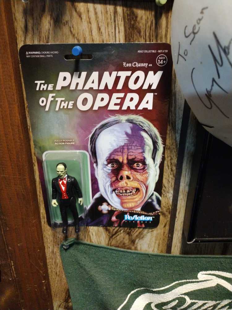 Reaction The Phantom Of The Opera  action figure collectible - Main Image 1