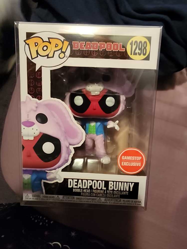 Deadpool 1298 Deadpool Bunny Exclusive  action figure collectible [Barcode 889698745772] - Main Image 2