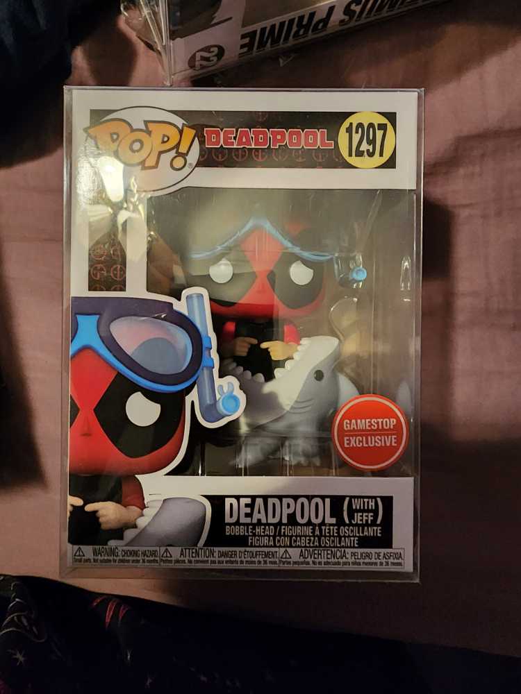 Deadpool 1297 Deadpool With Jeff Gamestop Exclusive Seasons #  action figure collectible [Barcode 889698745765] - Main Image 2