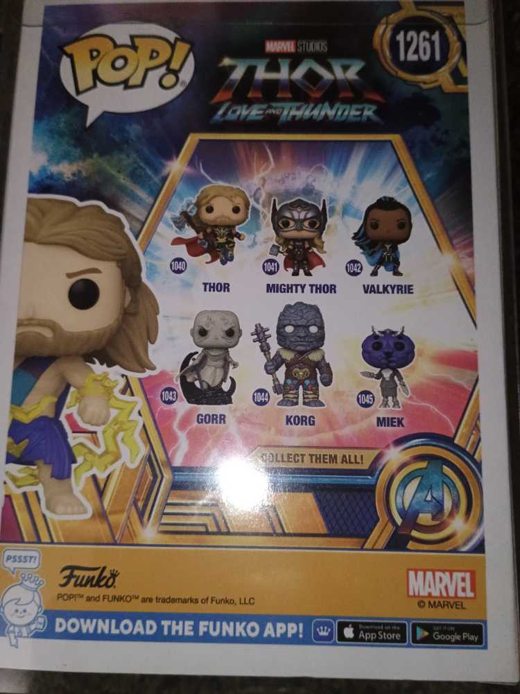 Thor: Love & Thunder: Thor In Toga #1261 - Funko (Thor Love And Thunder) action figure collectible [Barcode 889698717502] - Main Image 2