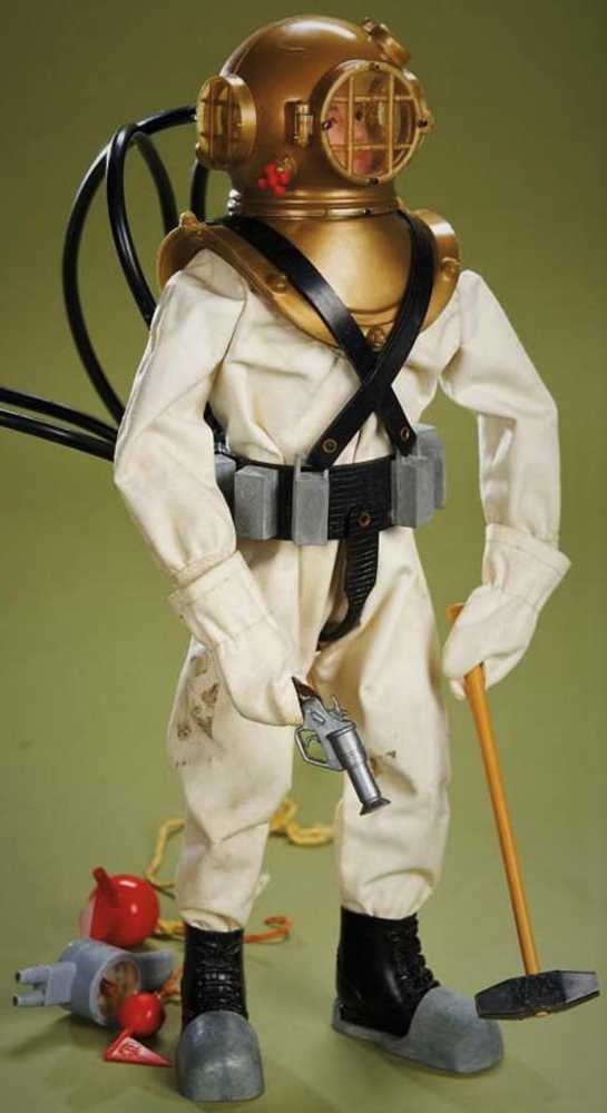 G.i. Joe Deep Sea Diver Danger Of The Depths No. 57045 57092 Doll  action figure collectible [Barcode 076930570456] - Main Image 4