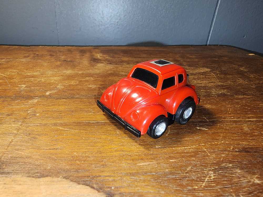 Bumblebee - Hasbro (Transformers G1) action figure collectible - Main Image 3