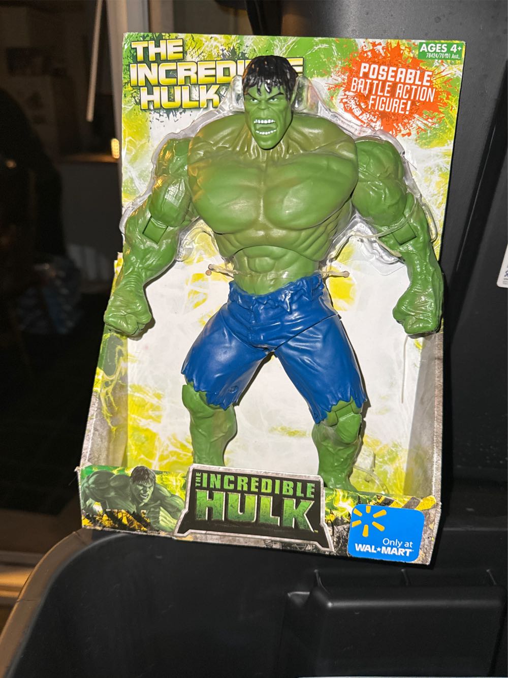 Hulk Incredible  action figure collectible [Barcode 653569317357] - Main Image 3