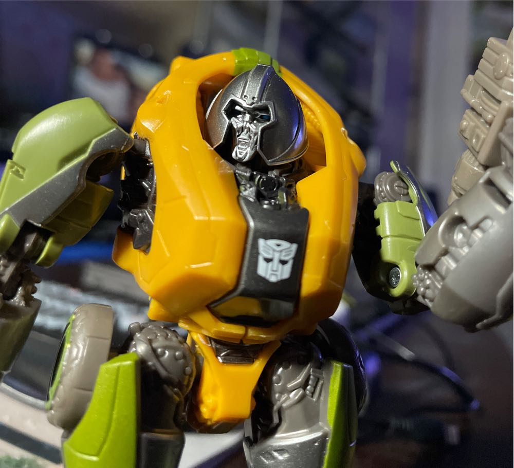 Brawn - Hasbro (Transformers - Studio Series) action figure collectible - Main Image 2