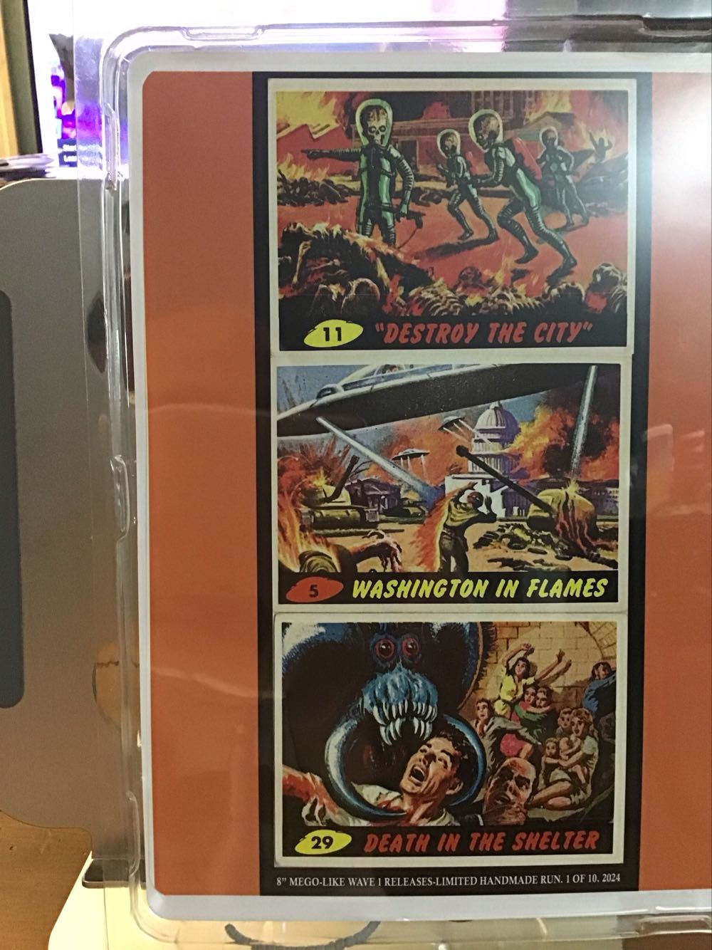 Horror Mars Attacks Martian Trooper - Tiny Plastic Men (Mars Attacks!) action figure collectible - Main Image 2