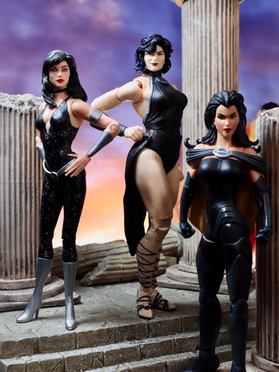 Superwoman - DC - VILLAINS (Crime Syndicate) action figure collectible - Main Image 3