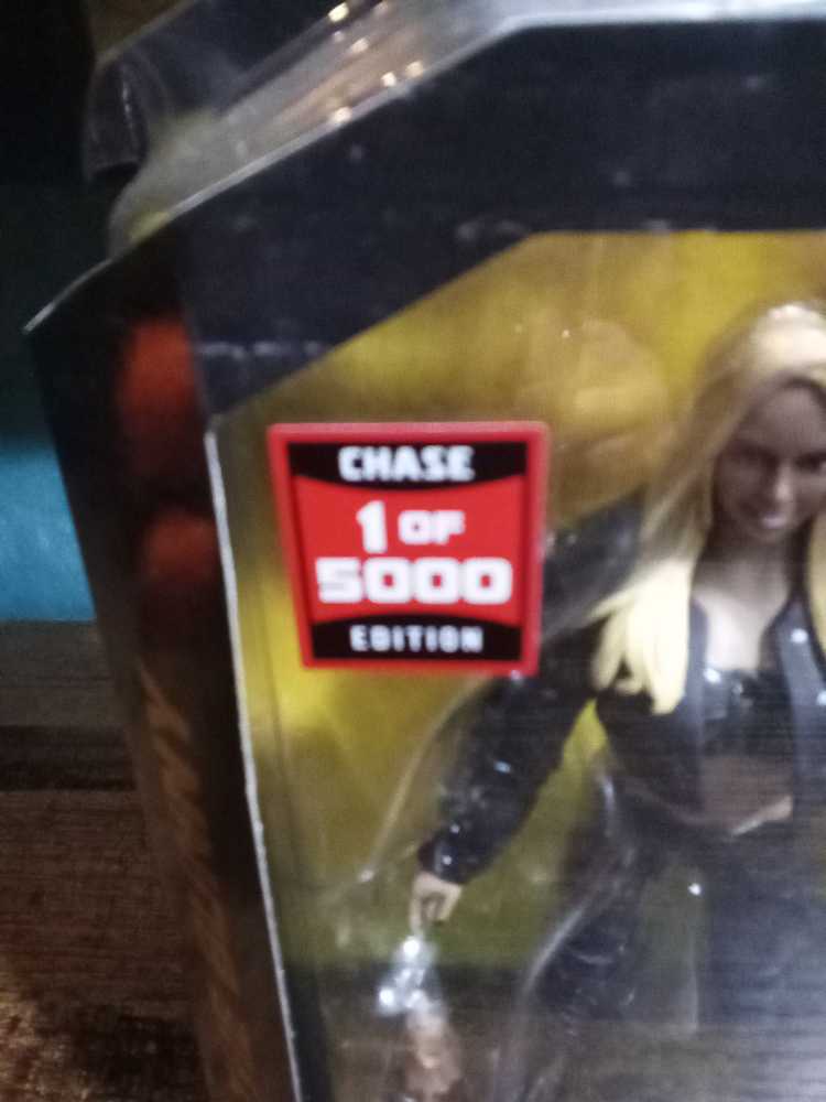 Bunny "The”  (AEW - Shop AEW Exclusive) action figure collectible [Barcode 191726485131] - Main Image 3