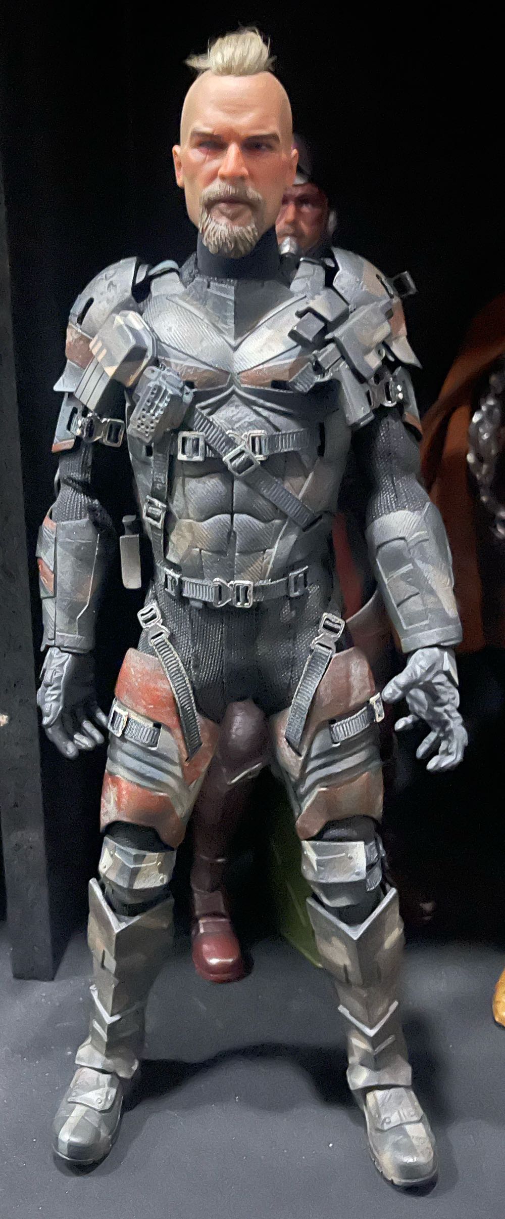 Deathstroke : Joe Manganiello - Flash Point (DC Movies) action figure collectible - Main Image 2
