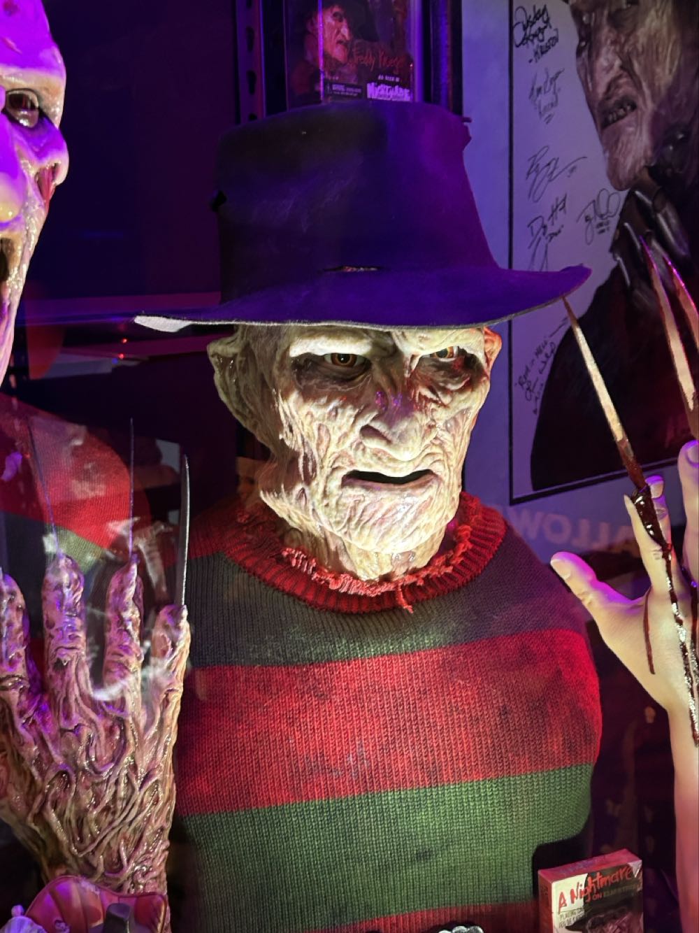 Mask: James Updegraph 2v2 Freddys Revenge - Darkride (A Nightmare On Elm Street 2: Freddy’s Revenge) action figure collectible - Main Image 2
