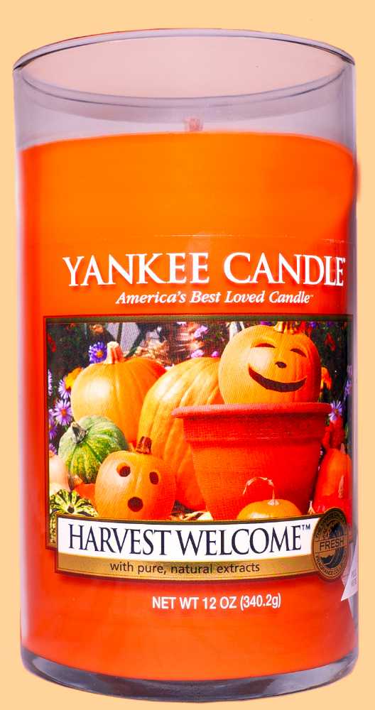 CANDLE: Halloween Yankee Harvest Welcome 2012 - Yankee Candle (Halloween Candle) action figure collectible [Barcode 609032943370] - Main Image 3