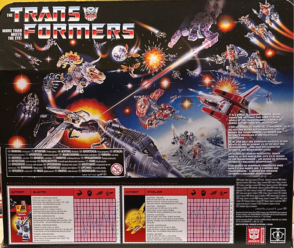 Transformers G1 Reissue: Blaster & Steeljaw - Hasbro (The Transformers) action figure collectible [Barcode 5010996187468] - Main Image 2