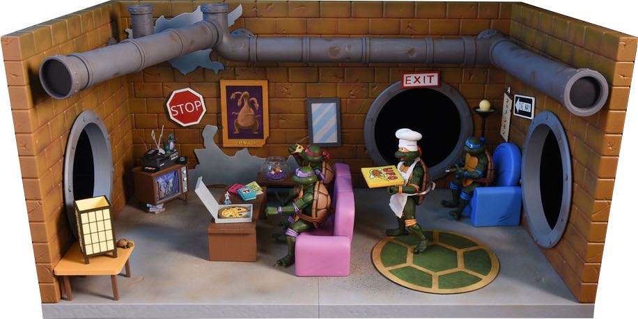 The Sewer Lair Living Room Diorama - NECA, Inc. (Teenage Mutant Ninja Turtles) action figure collectible [Barcode 634482542989] - Main Image 2