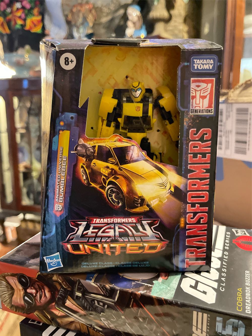 Animated Universe Bumblebee - Hasbro (Transformers Legacy) action figure collectible [Barcode 5010996195951] - Main Image 2