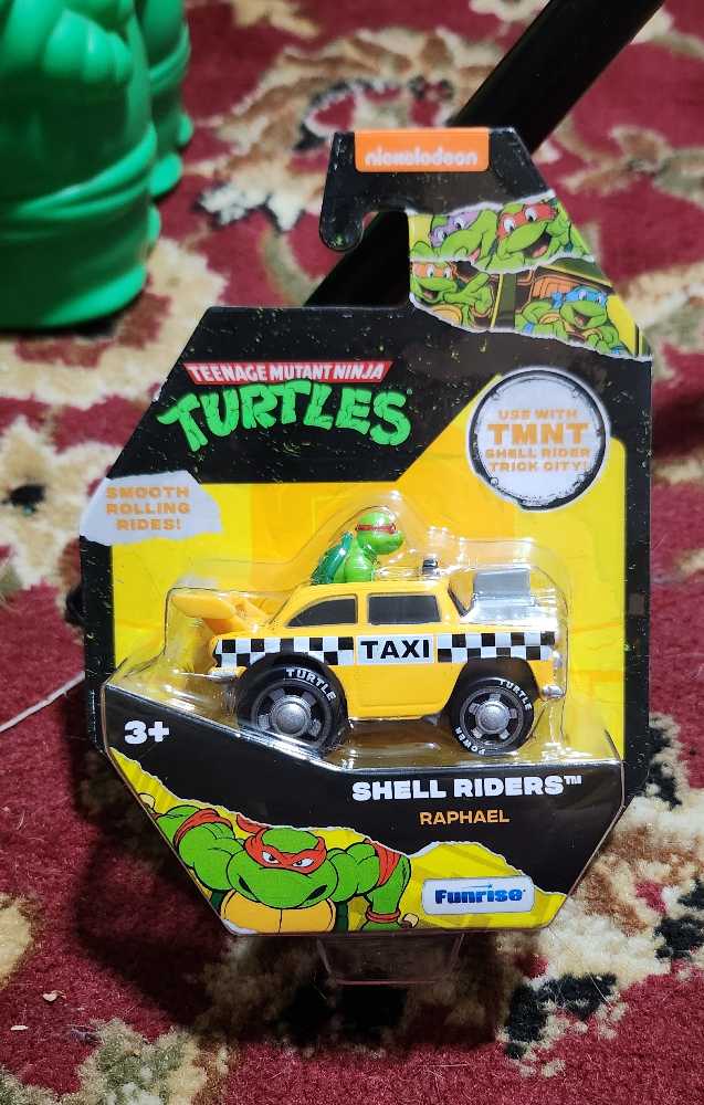 Teenage Mutant Ninja Turtles Shell Riders Set Of 4 Leonardo, Michelangelo, Raphael, Donatello  - Funrise action figure collectible [Barcode 021664710289] - Main Image 3