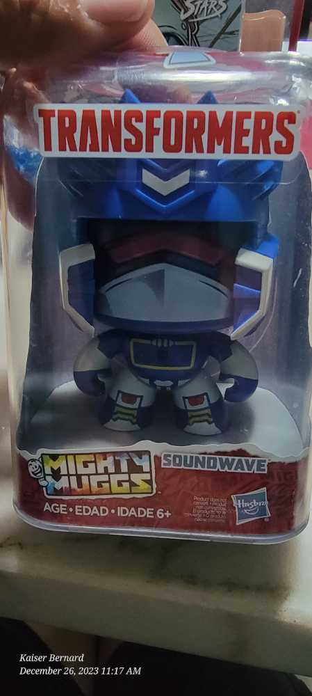 Transformers Mighty Muggs Soundwave Of  action figure collectible [Barcode 630509810390] - Main Image 4