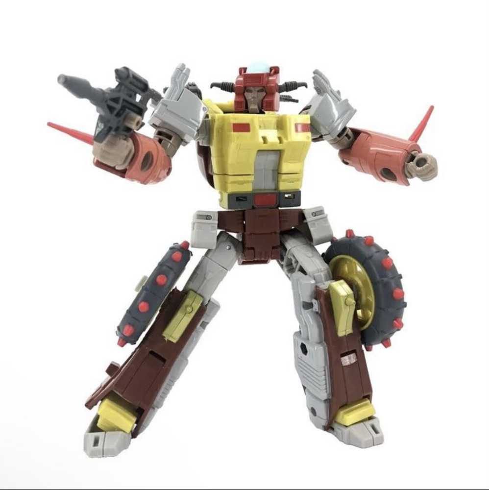 Junkion Scrapheap - Hasbro (The Transformers: The Movie) action figure collectible [Barcode 195166246048] - Main Image 3