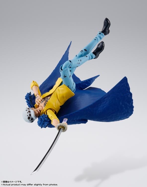 Trafalgar Law - Bandai Spirits (One Piece) action figure collectible - Main Image 3