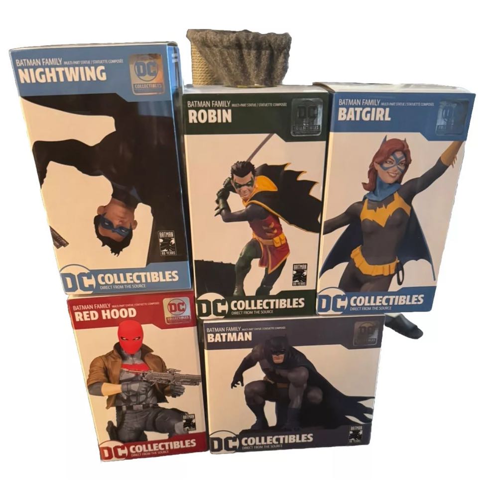 Bat Family Statue Nightwing Partie 4 Sur 5 Nightwing Family Statue Bat Multi Part  action figure collectible [Barcode 761941356471] - Main Image 3