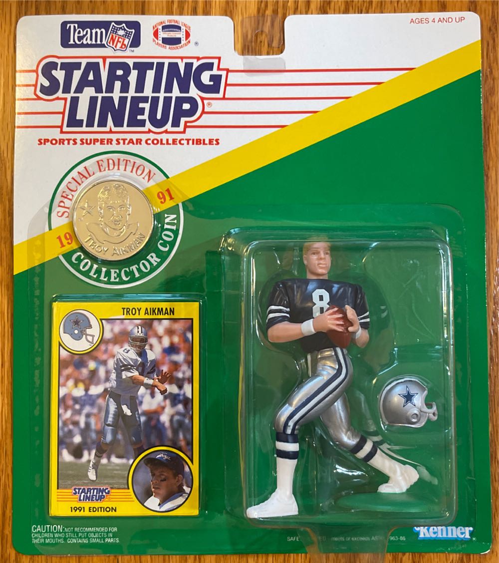 Disney Encanto Mi Familia 12 Mini Figure Set