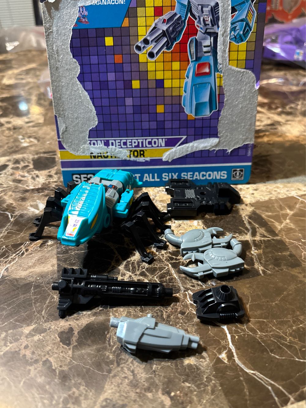 Seacons - Nautilator  action figure collectible [Barcode 038976059449] - Main Image 2