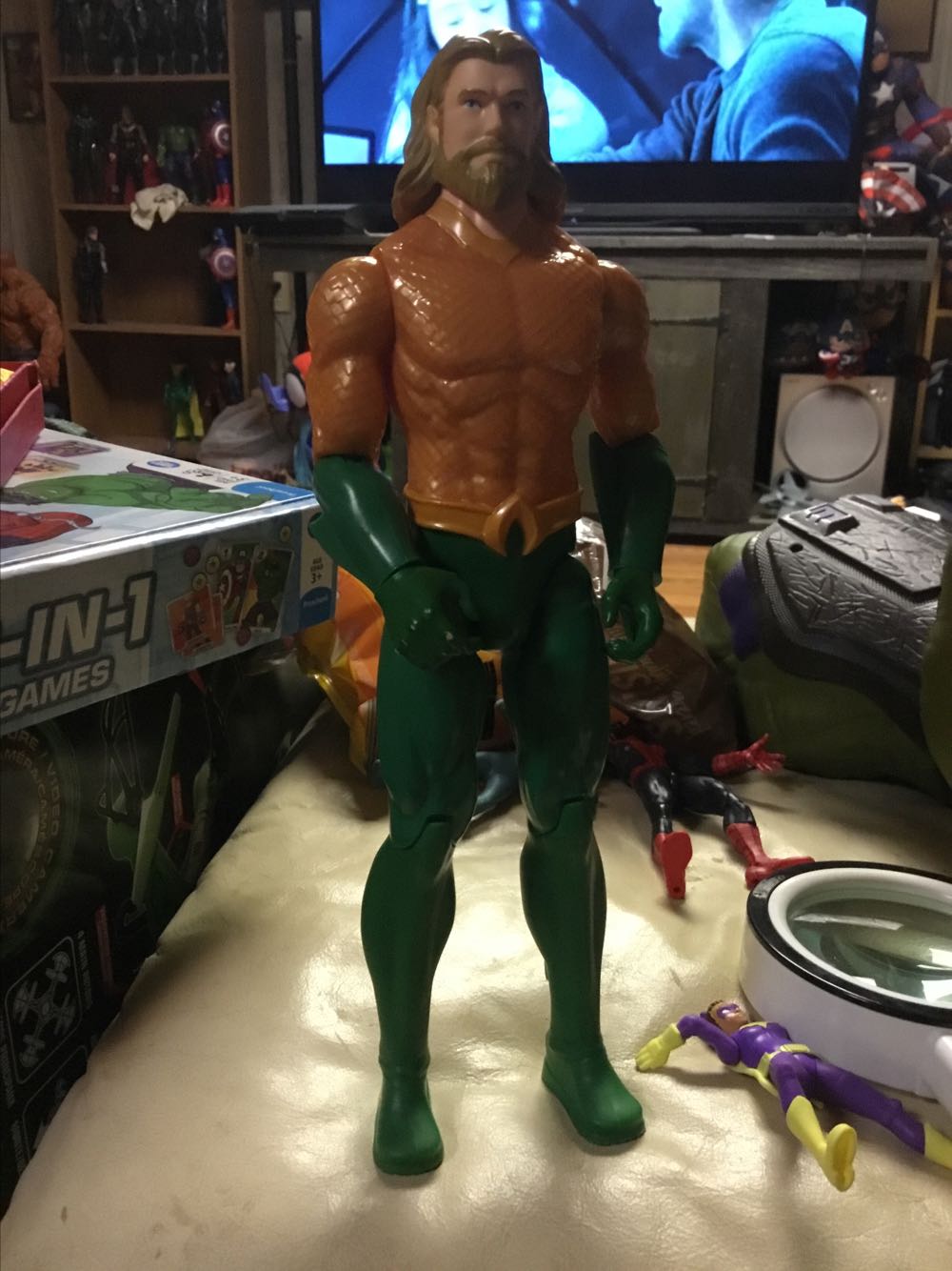 Heroes Of Goo Jit Zu Deep Goo Sea Squidor Hero Pack. Super Squishy Goo Filled Toy. With Suction Attack Feature. Stretch Him 3 Times His Size!