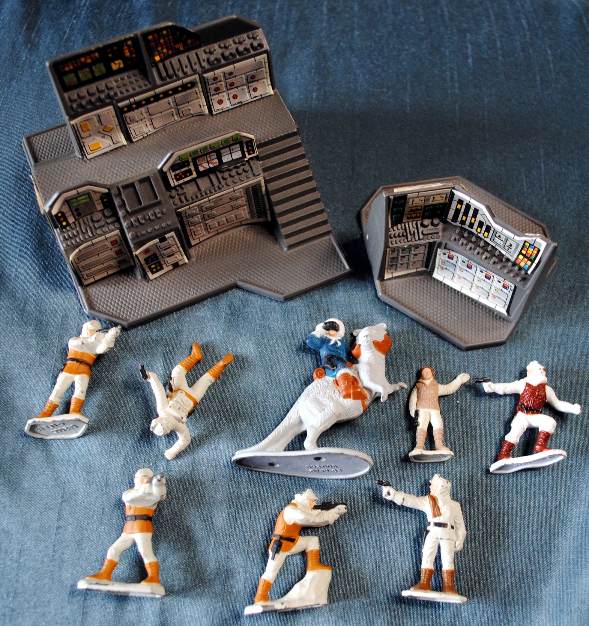 Micro Collection Star Wars Hoth Ion Cannon Action Playset ESB - Kenner (Star Wars Episode V The Empire Strikes Back) action figure collectible - Main Image 2