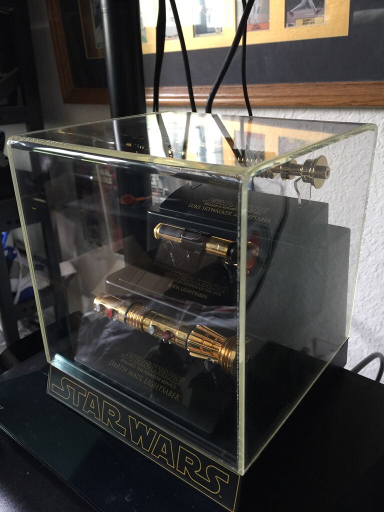 Star Wars Master Replicas Gold Trio Display  action figure collectible - Main Image 2