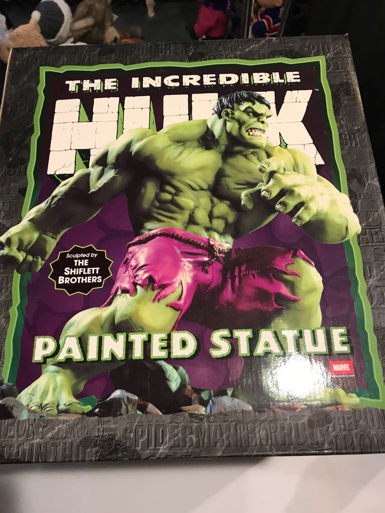 Bowen Designs - The Incredible Hulk Original Statue Green Version 260/3000  action figure collectible - Main Image 1