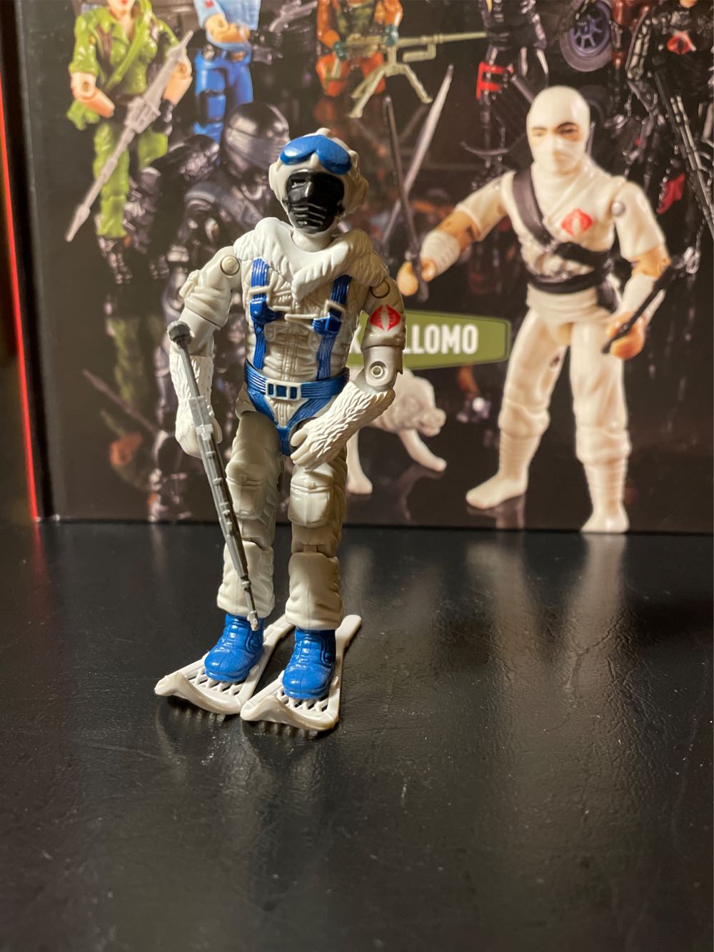 Snow Serpent - Hasbro (GI Joe Vintage) action figure collectible - Main Image 2